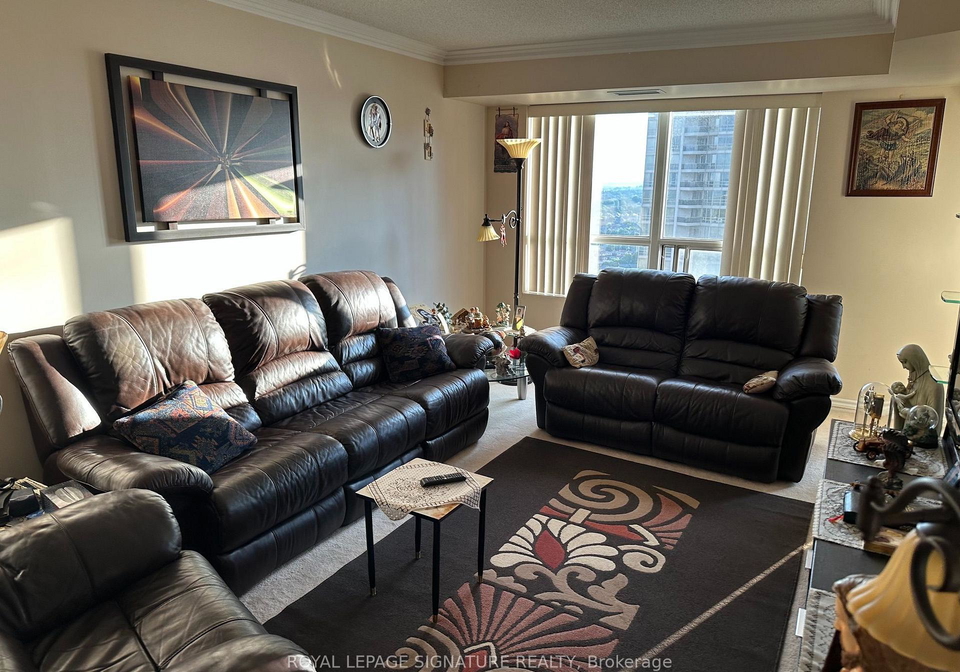 25-kingsbridge-garden-circle-mississauga-ontario-w13542396