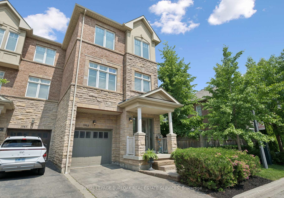 1983-rackus-crescent-mississauga-ontario-w13542444