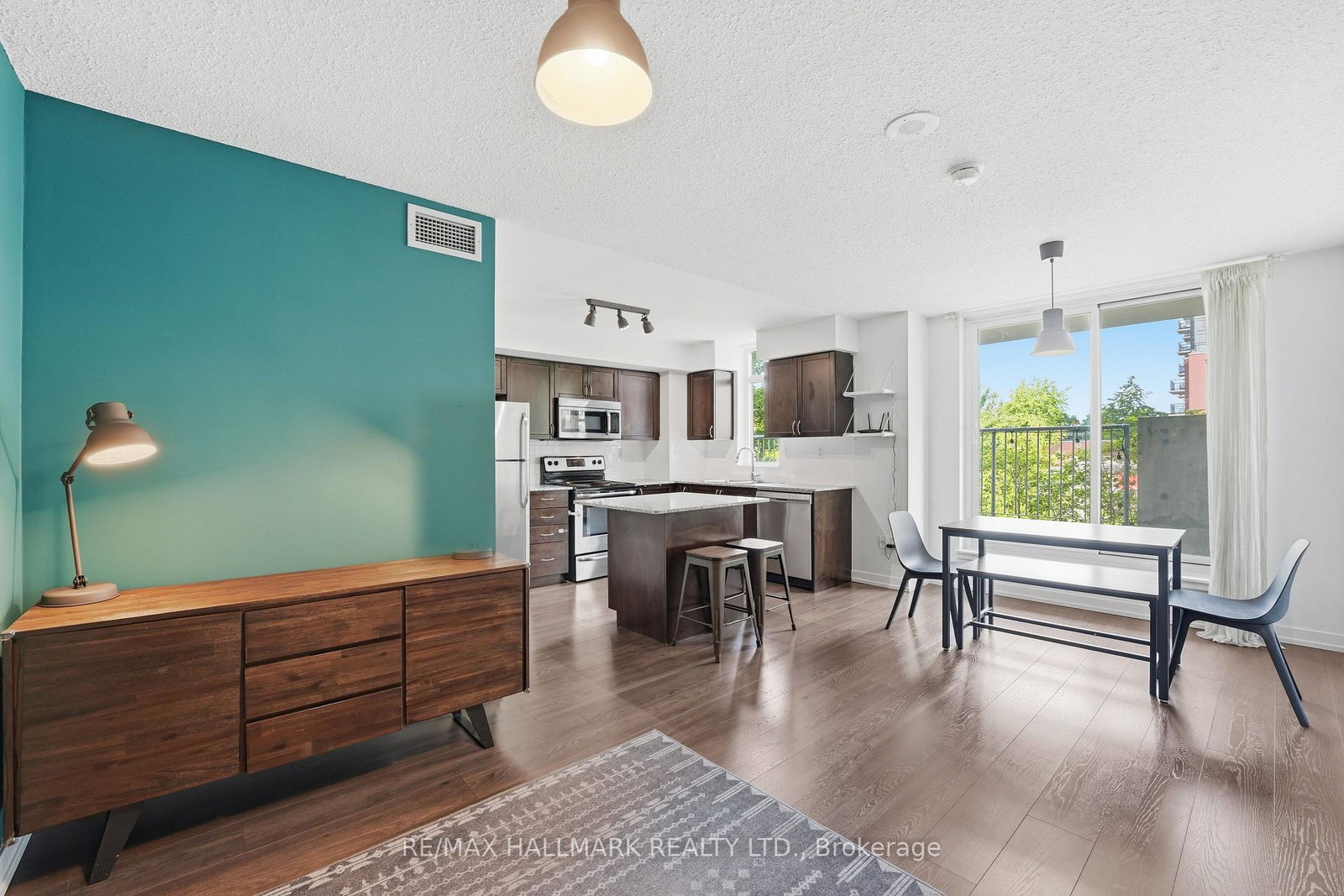 816-lansdowne-avenue-toronto-toronto-ontario-w13542458