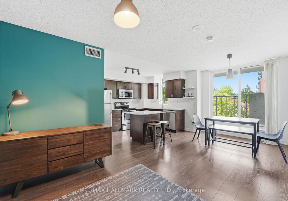 816-lansdowne-avenue-toronto-toronto-ontario-w13542458