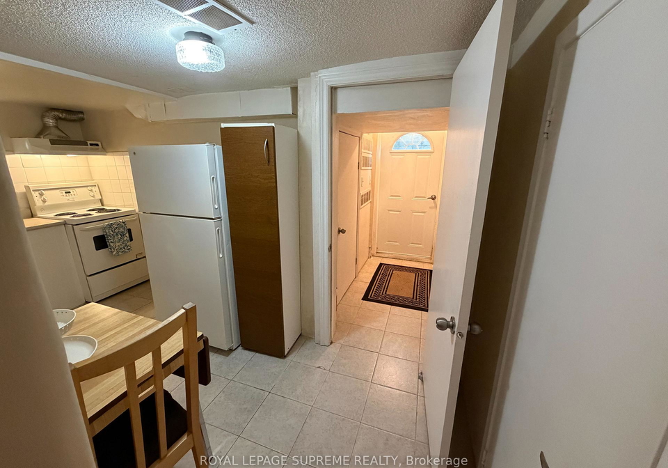 1074-briar-hill-avenue-toronto-north-york-ontario-w13542528