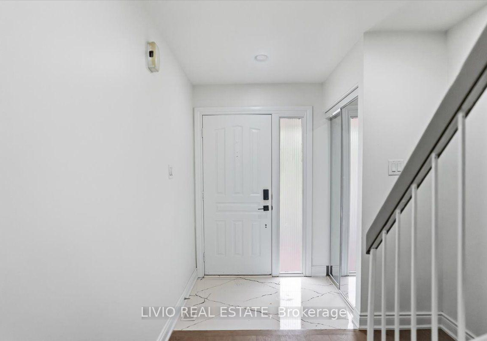 4002-brandon-gate-drive-mississauga-ontario-w13542664