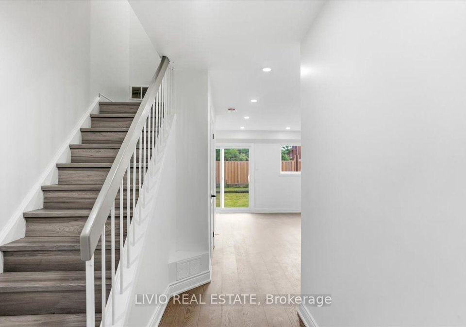 4002-brandon-gate-drive-mississauga-ontario-w13542664