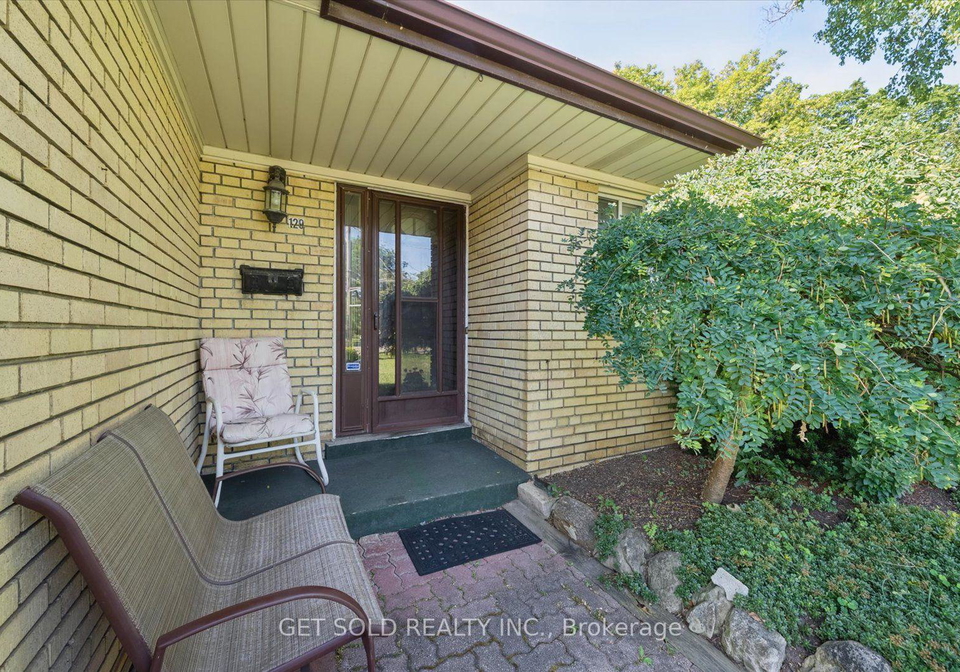 129-riverhead-drive-toronto-etobicoke-ontario-w13542808