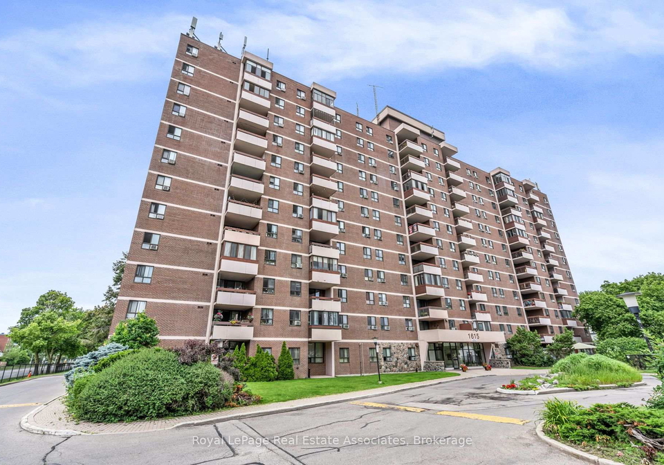 1615-bloor-street-mississauga-ontario-w13542888
