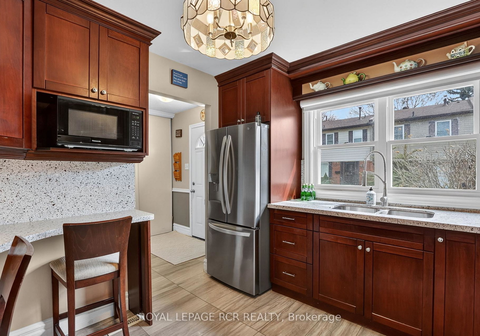 2825-gananoque-drive-mississauga-ontario-w13543068