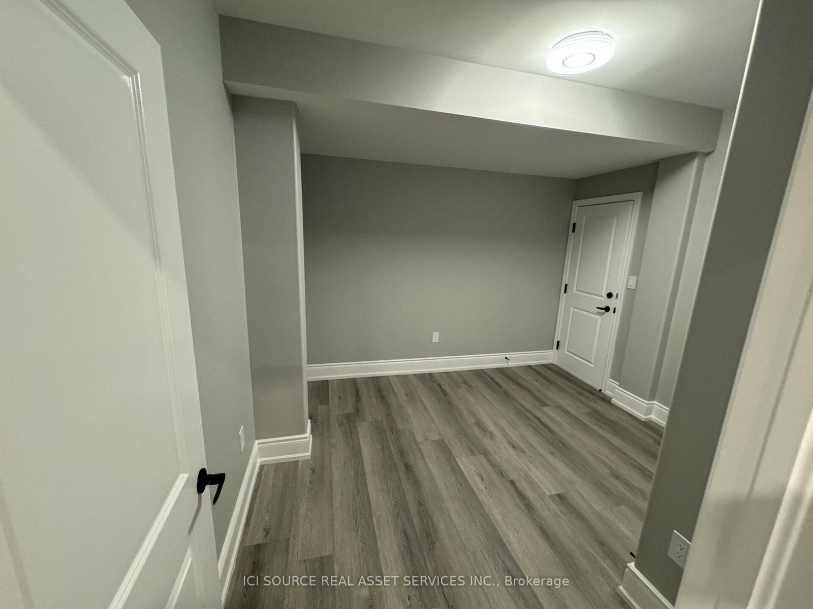 453-thornborrow-court-milton-ontario-w13543312
