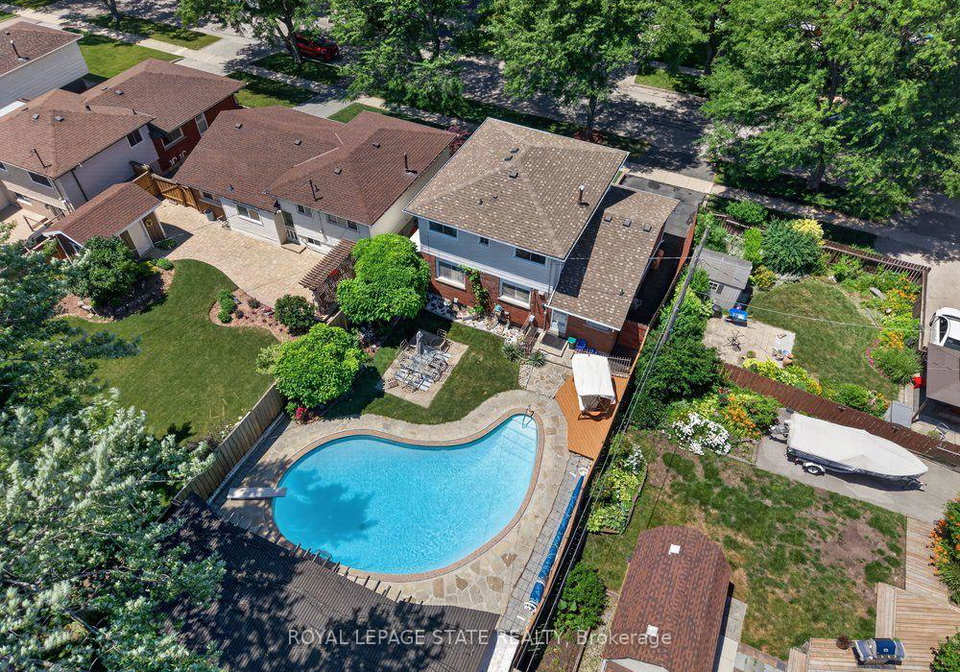 2440-cyprus-avenue-burlington-ontario-w13543336