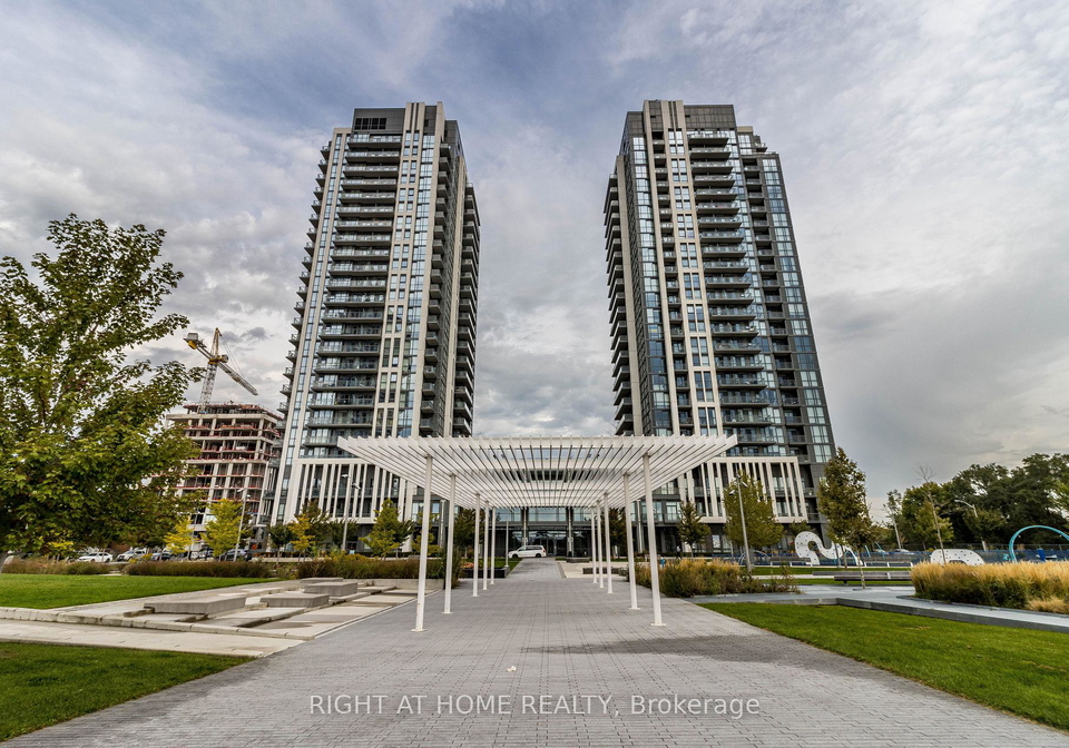 17-zorra-street-toronto-etobicoke-ontario-w13543524