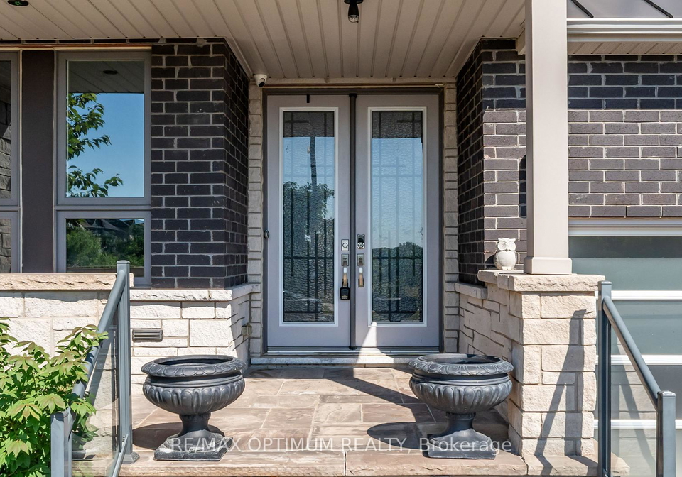 16-settlers-field-road-brampton-ontario-w13543556