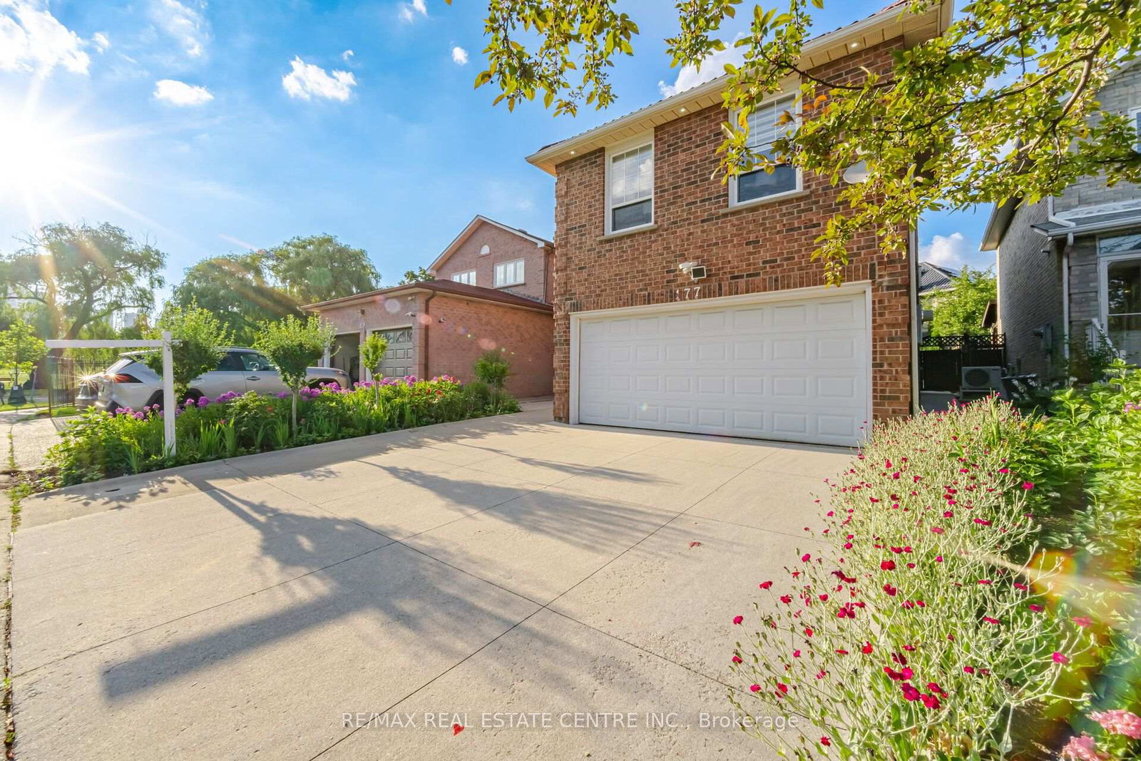 177-surbray-grove-mississauga-ontario-w13543670