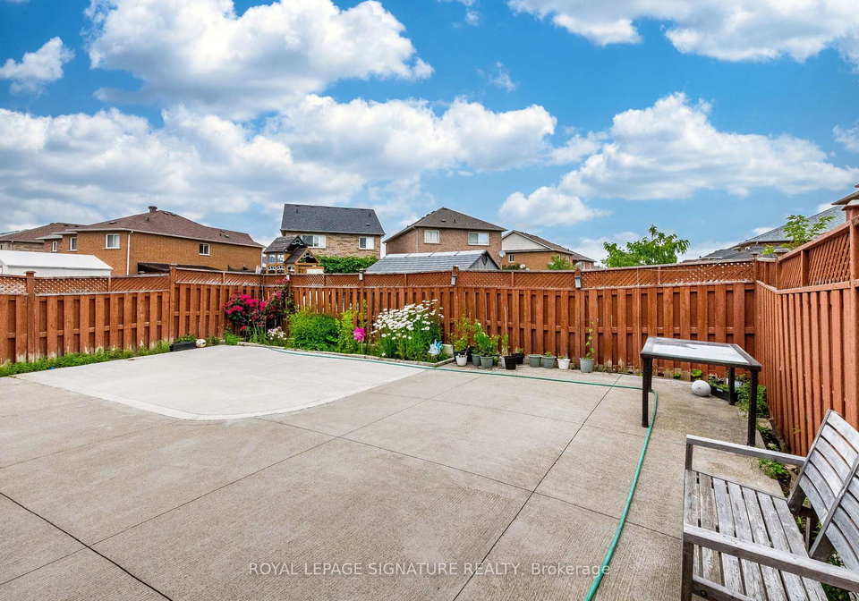 35-whitehouse-crescent-brampton-ontario-w13543732