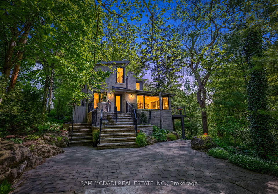 1273-queen-victoria-avenue-mississauga-ontario-w13543814