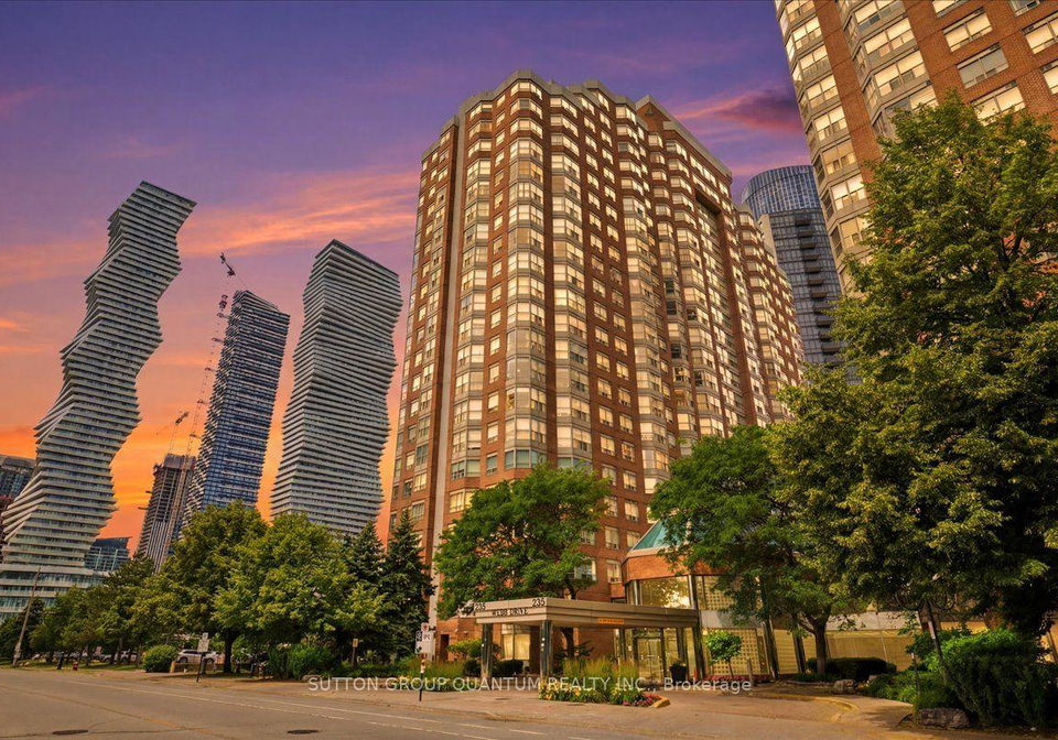 335-webb-drive-mississauga-ontario-w13544216