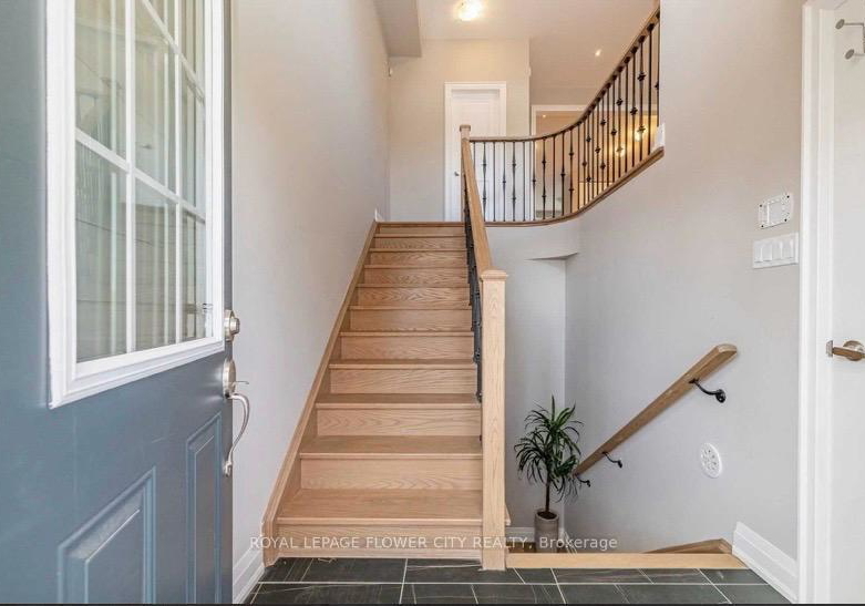 3079-postridge-drive-oakville-ontario-w13544292