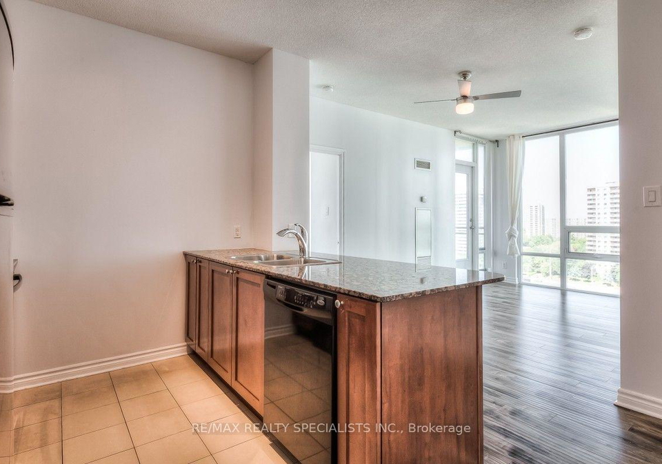 3525-kariya-drive-mississauga-ontario-w13544300