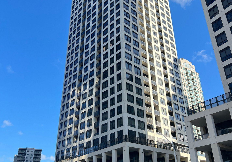 30-elm-drive-w-mississauga-ontario-w13544388