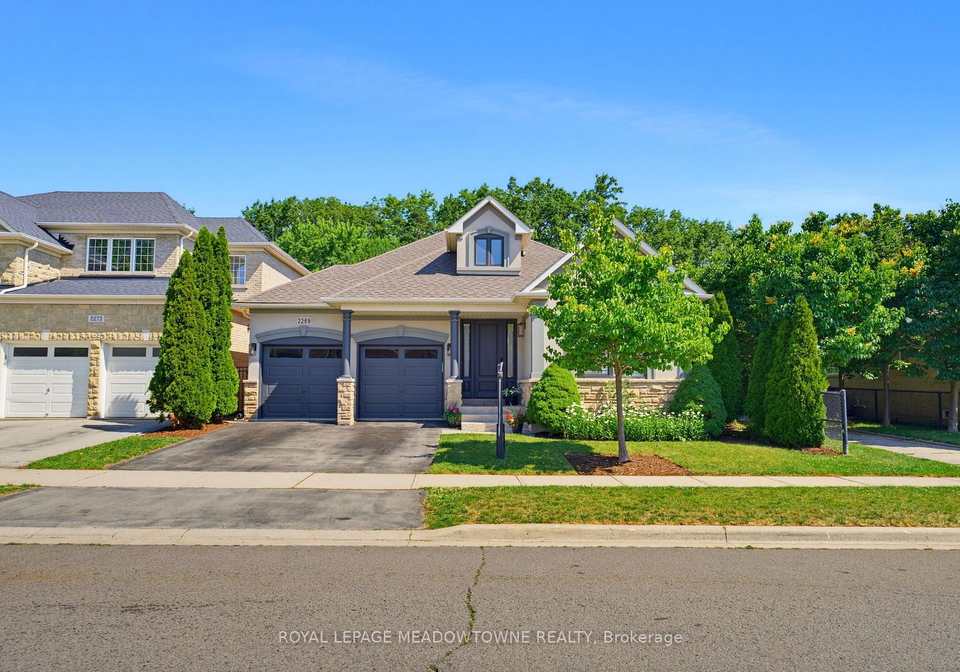 2269-wuthering-heights-way-oakville-ontario-w13544416