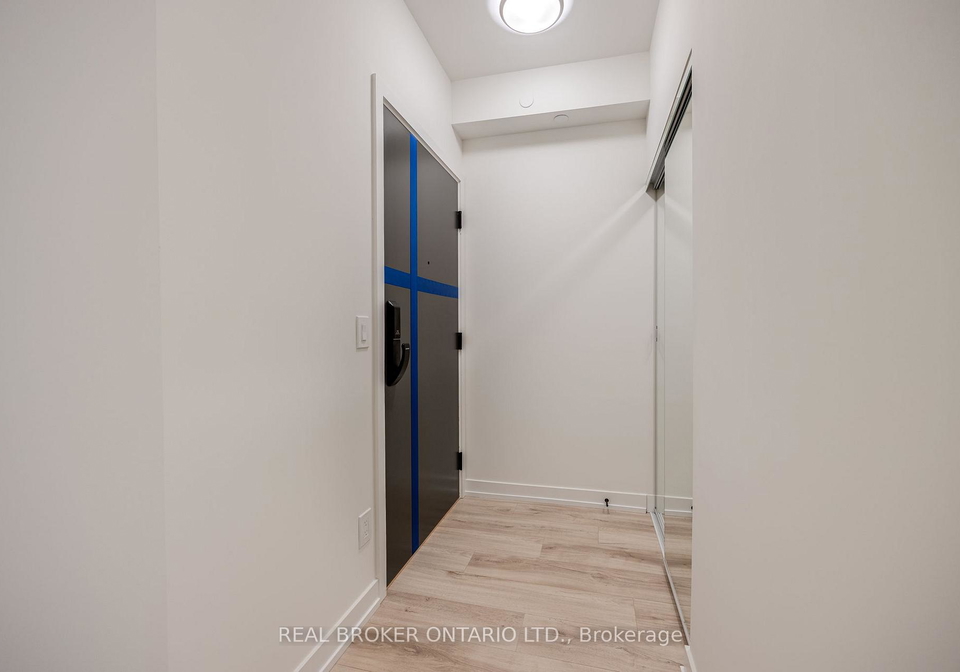 335-wheat-boom-drive-oakville-ontario-w13544460