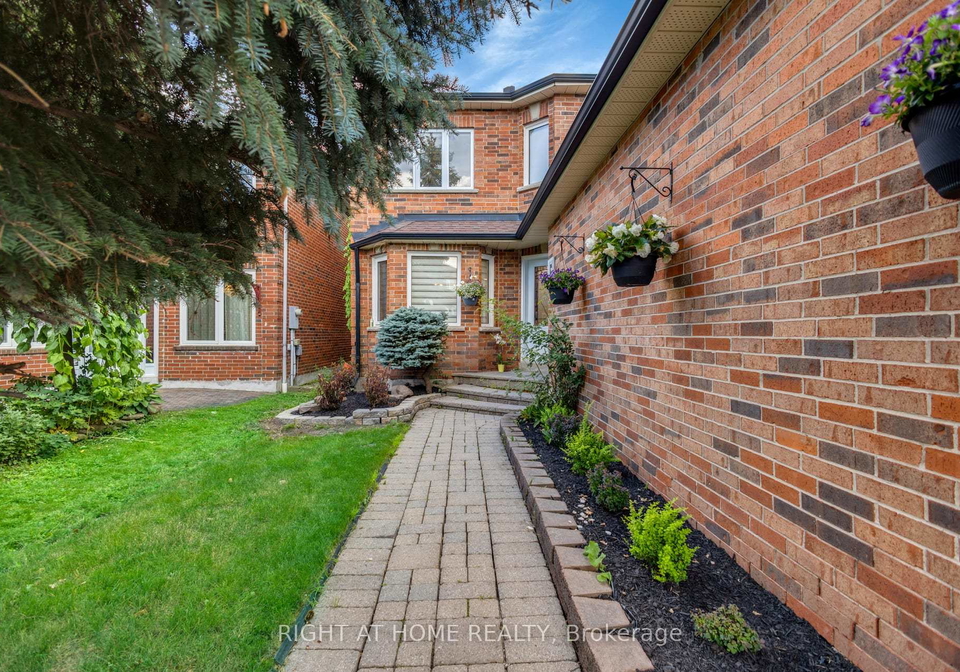 4345-romfield-crescent-mississauga-ontario-w13544692