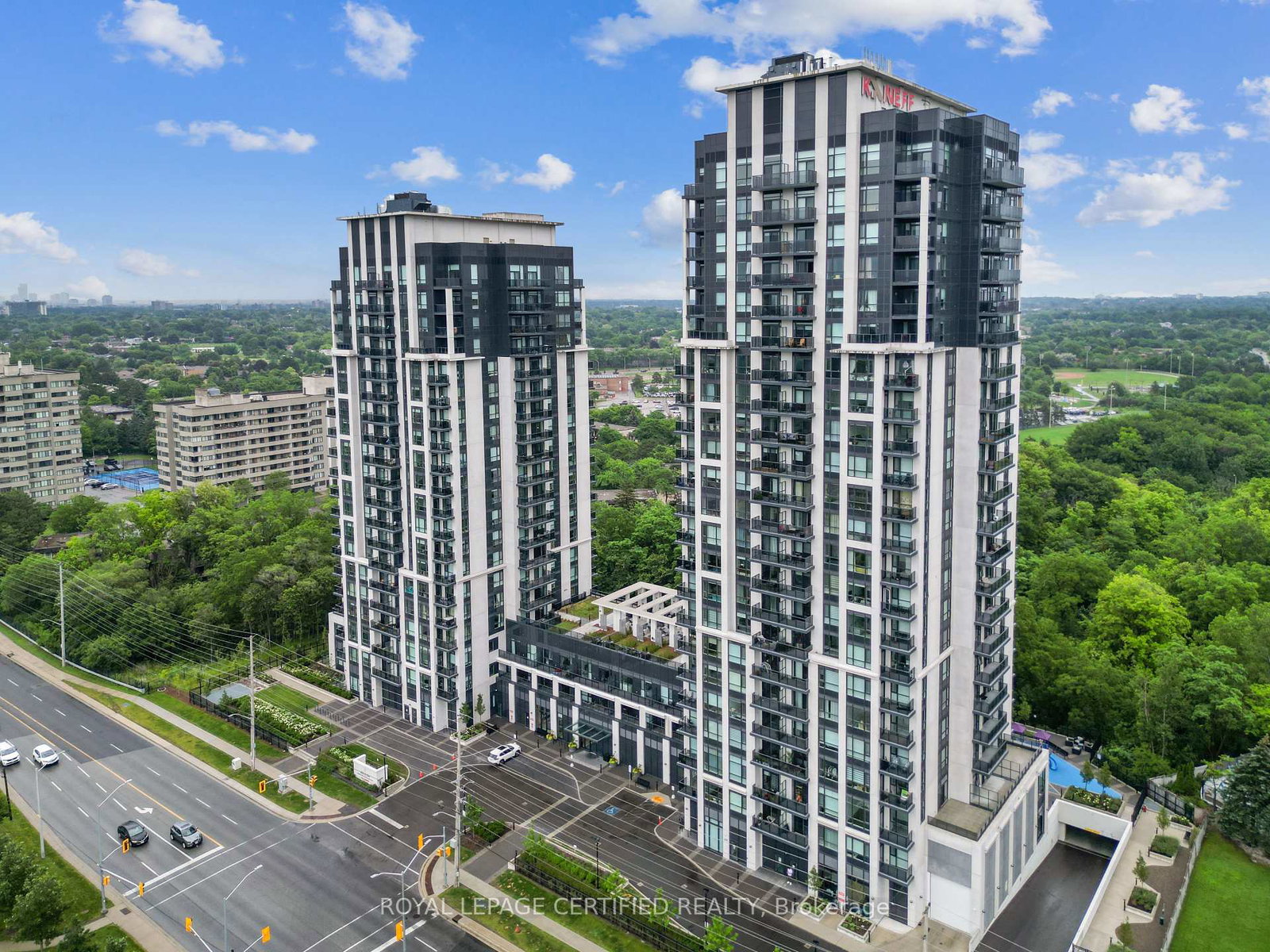 202-burnhamthorpe-road-e-mississauga-ontario-w13544722