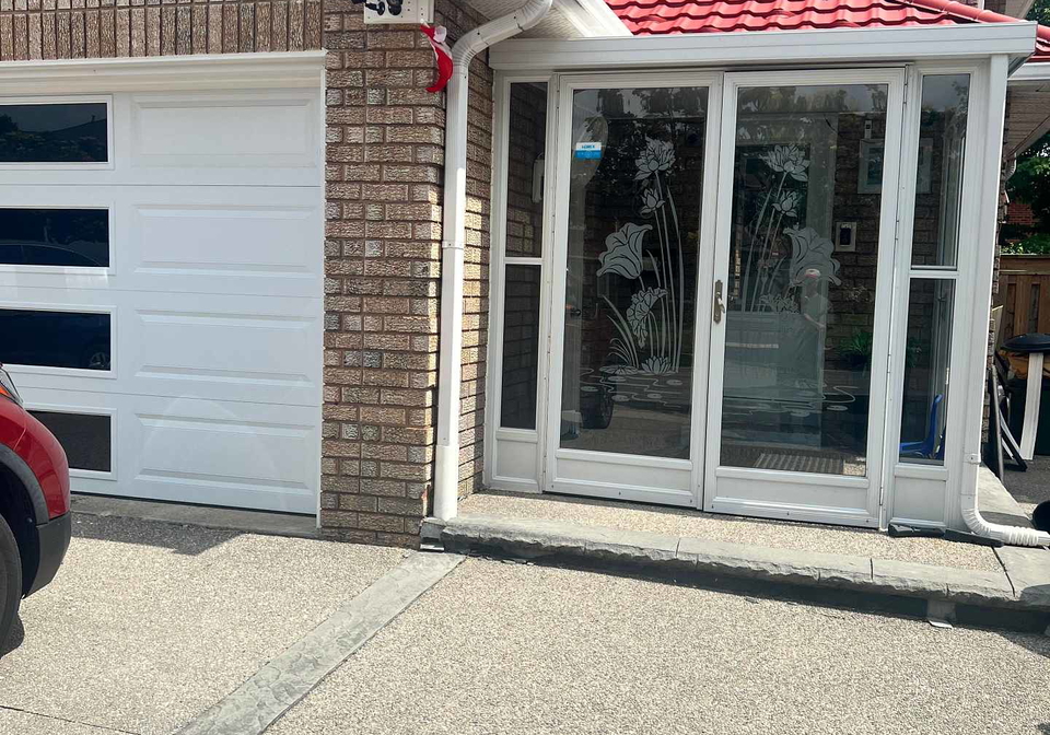 272-nahani-way-mississauga-ontario-w13544846