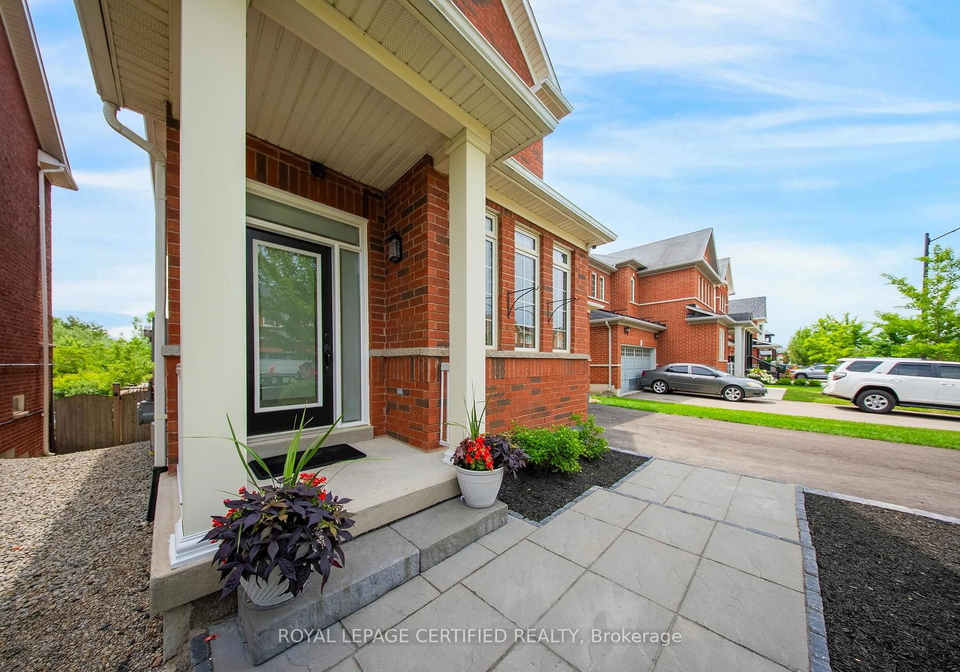 515-hinchey-crescent-milton-ontario-w13544858