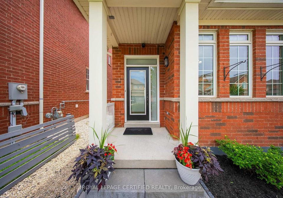 515-hinchey-crescent-milton-ontario-w13544858