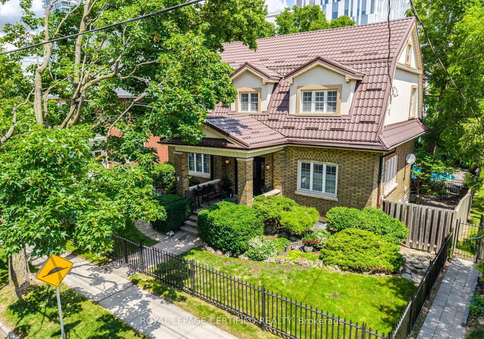 8-elizabeth-street-s-brampton-ontario-w13544932