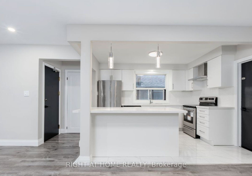 31-wesley-street-toronto-etobicoke-ontario-w13545078