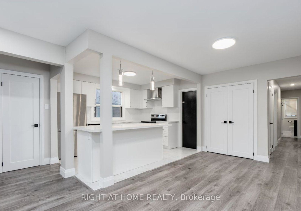 31-wesley-street-toronto-etobicoke-ontario-w13545078