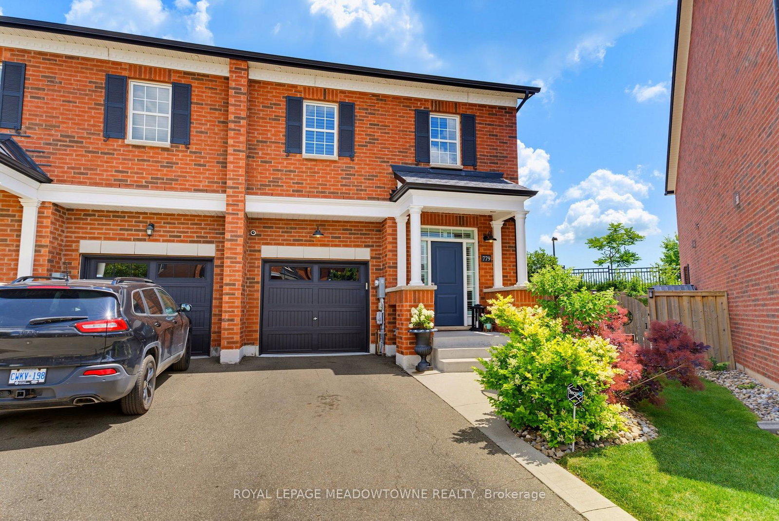 779-banks-crescent-milton-ontario-w13545192