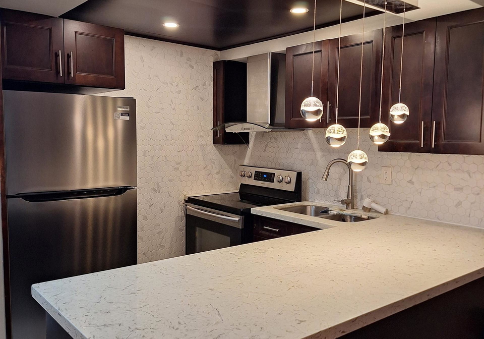 940-caledonia-road-toronto-north-york-ontario-w13545542