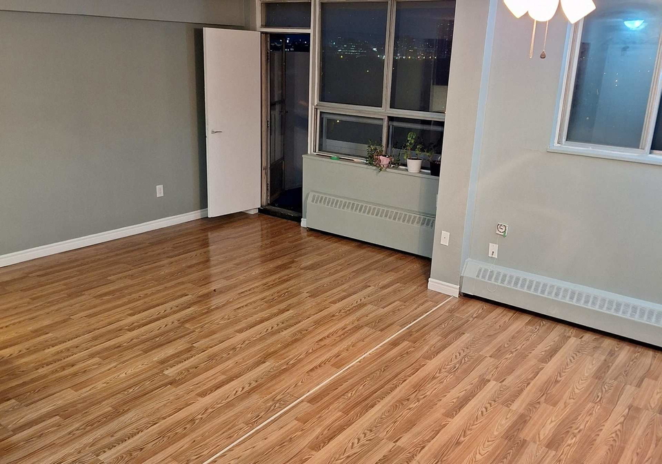 940-caledonia-road-toronto-north-york-ontario-w13545542