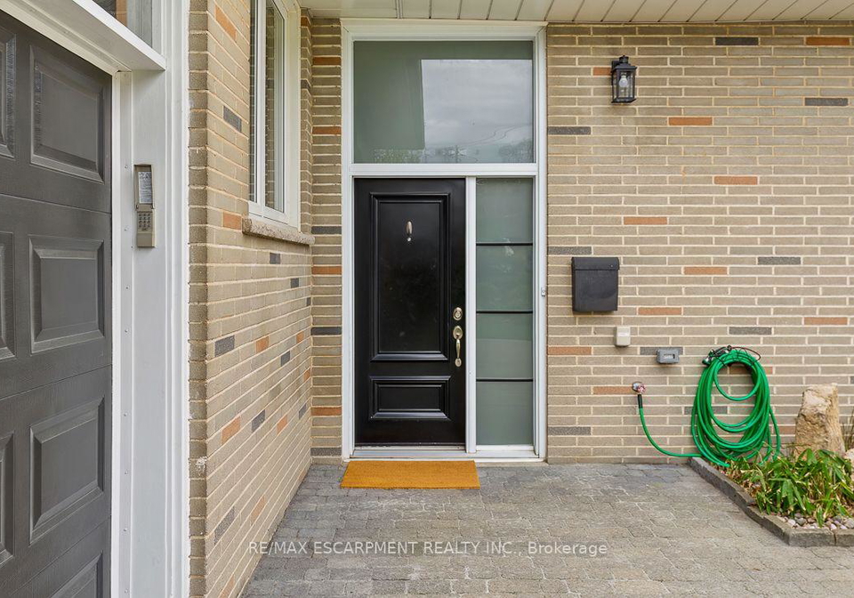 1548-wembury-road-mississauga-ontario-w13545590