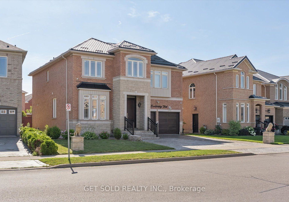 135-earlsbridge-boulevard-brampton-ontario-w13545776