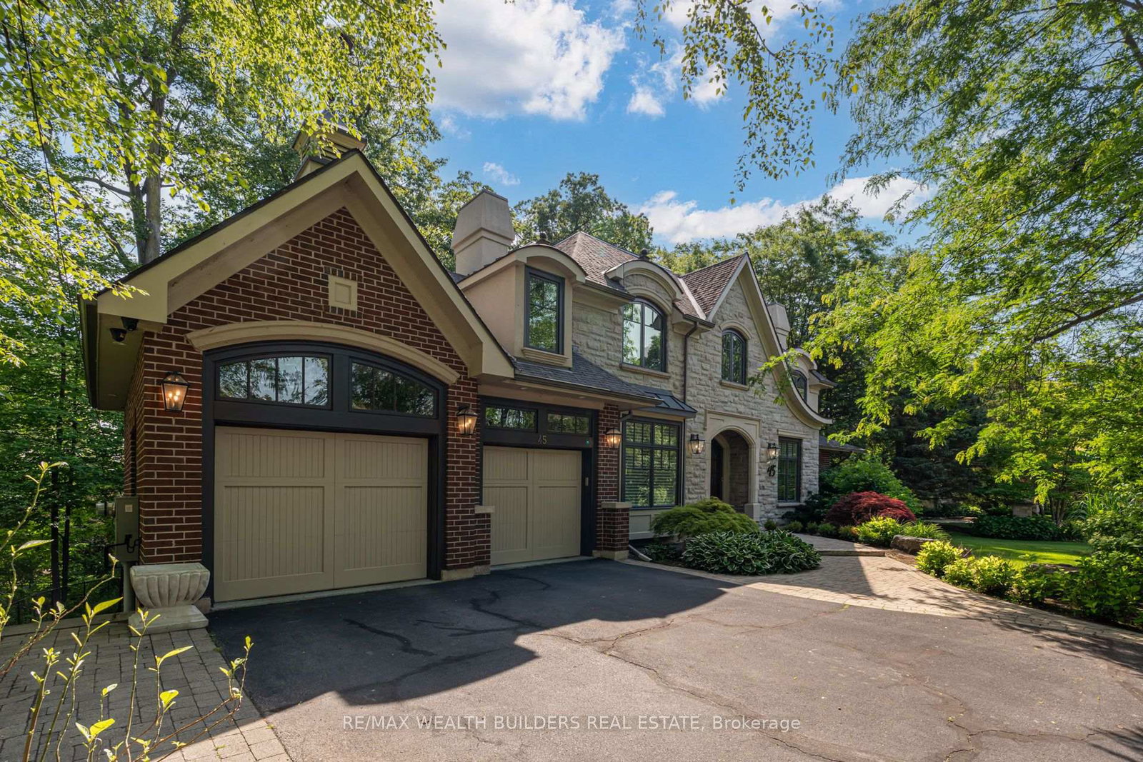 45-shorewood-place-oakville-ontario-w13545876