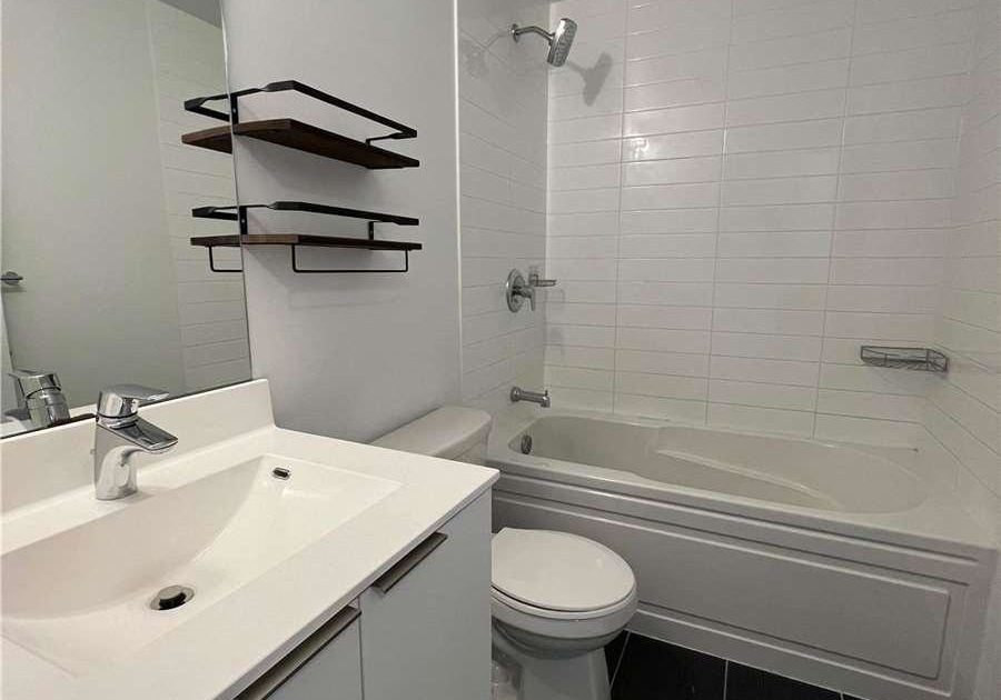 20-shore-breeze-drive-toronto-etobicoke-ontario-w13546168