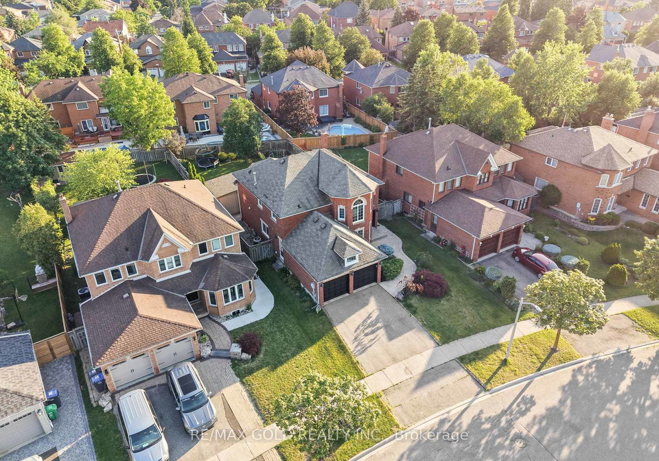 14-shadywood-road-brampton-ontario-w13546208