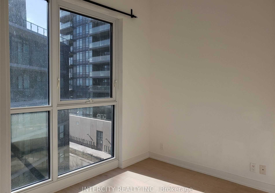 10-parklawn-road-toronto-etobicoke-ontario-w13546382