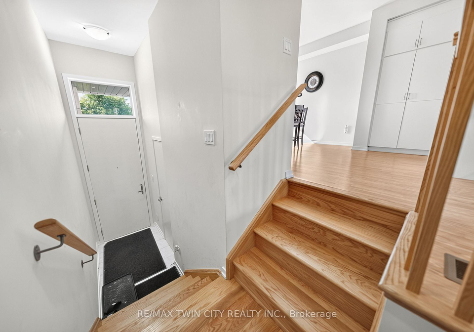 49-lambert-lane-caledon-ontario-w13546390