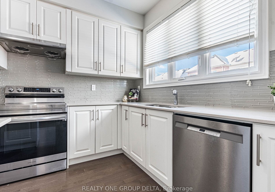 6-quinton-upper-level-ridge-brampton-ontario-w13546444