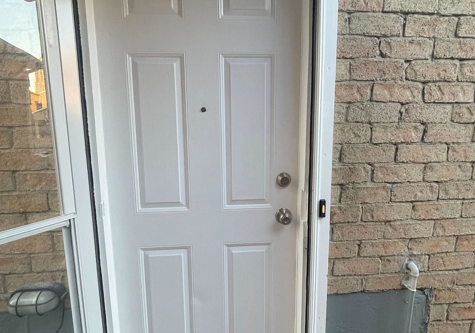 358-kingsbridge-garden-circle-mississauga-ontario-w13546518