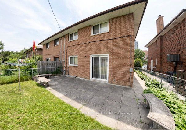 8-richgrove-drive-toronto-etobicoke-ontario-w13546522