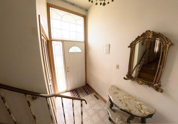 8-richgrove-drive-toronto-etobicoke-ontario-w13546522