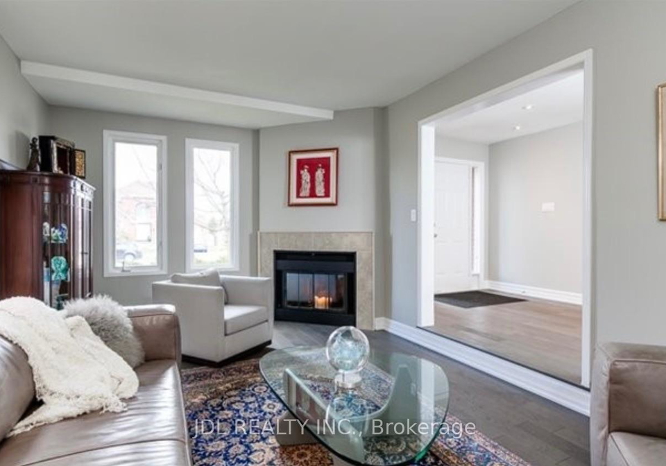 1255-heritage-way-oakville-ontario-w13546592