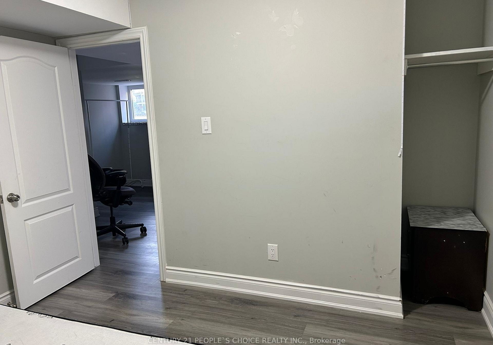 23-travis-crescent-brampton-ontario-w13546722