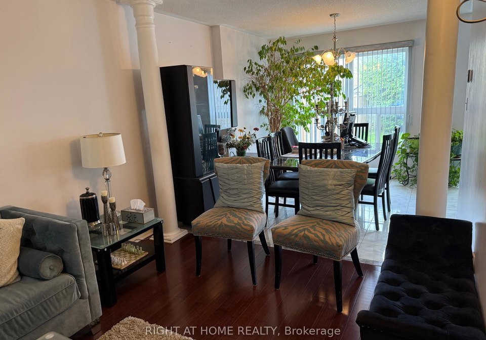 5392-marblewood-drive-mississauga-ontario-w13546748