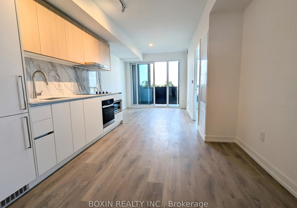 1100-sheppard-avenue-w-toronto-york-ontario-w13546828