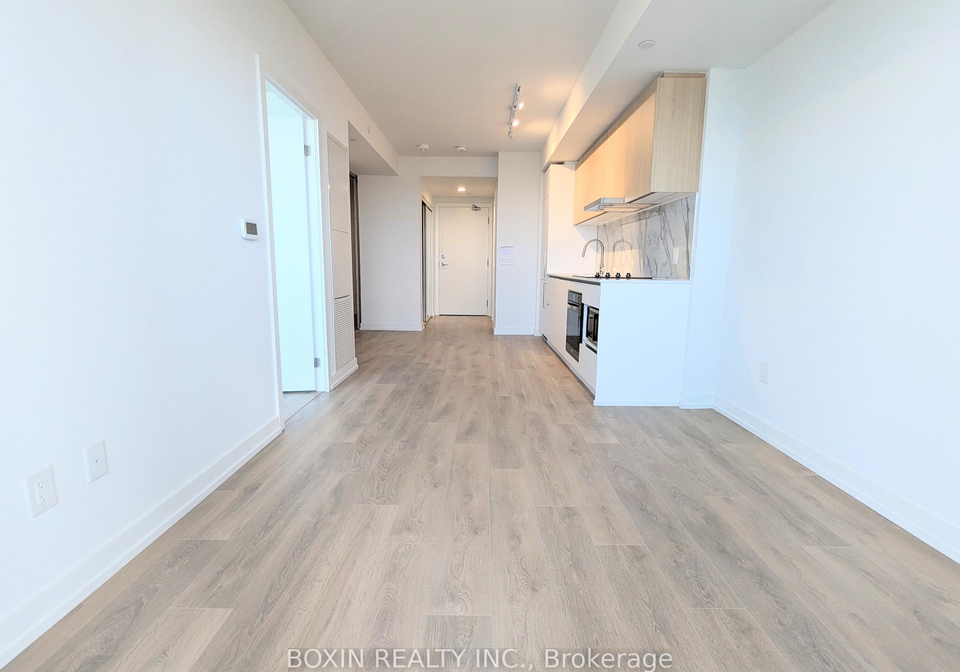 1100-sheppard-avenue-w-toronto-york-ontario-w13546828